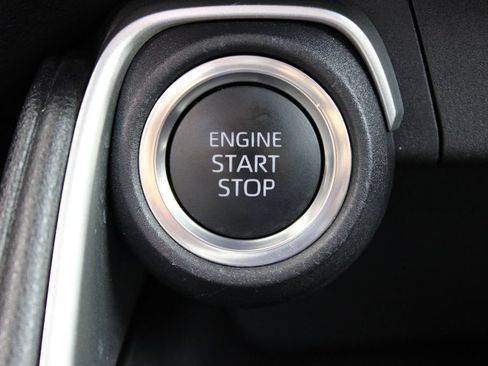 Used 2025 Toyota Grand Highlander AWD image 12
