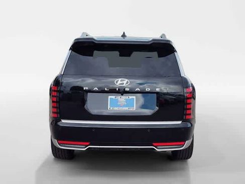 New 2026 Hyundai Palisade Calligraphy FWD image 4