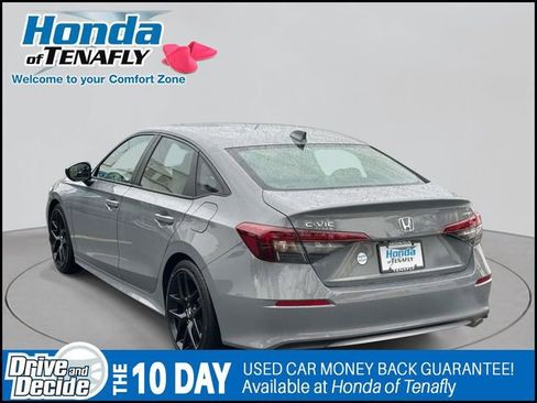 Used 2025 Honda Civic Sport image 4