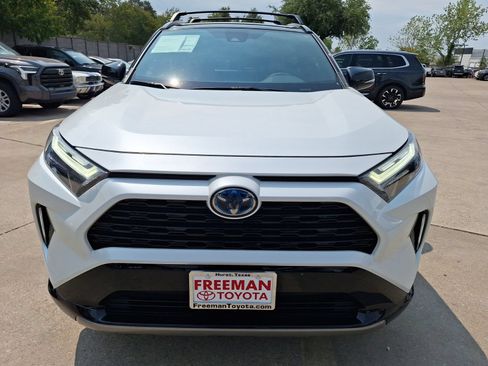 Used 2024 Toyota RAV4 XSE AWD/4WD image 9