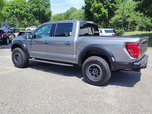 Used 2025 Ford F150 Raptor AWD/4WD image 3