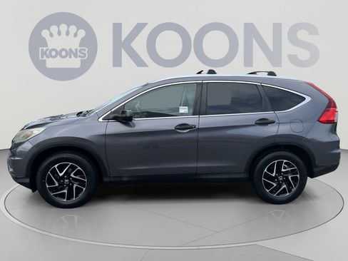 Used 2016 Honda CR-V SE image 2