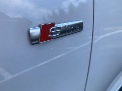 Used 2025 Audi Q3 2.0T Premium image 13