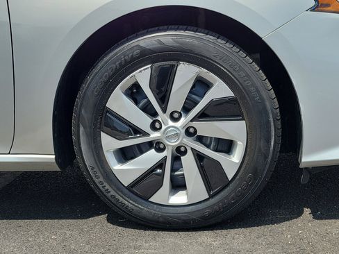 Certified 2020 Nissan Altima 2.5 S FWD image 5