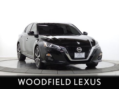 Used 2019 Nissan Altima 2.5 Platinum image 1