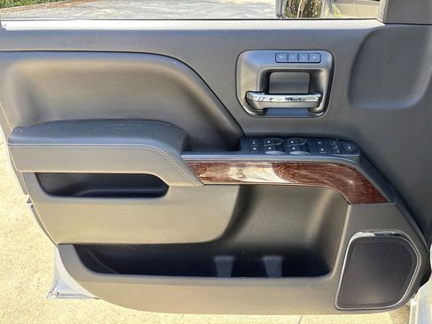 Used 2017 GMC Sierra 1500 SLT w/ Max Trailering Package image 15