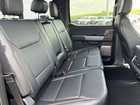 New 2026 Ford F250 Lariat w/ Lariat Premium Package AWD/4WD image 17