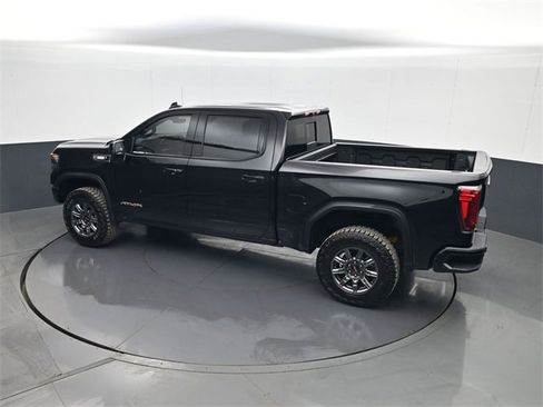 Used 2025 GMC Sierra 1500 AT4X image 19
