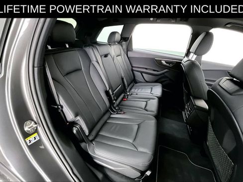 Used 2025 Audi Q7 3.0T Premium Plus AWD/4WD image 35