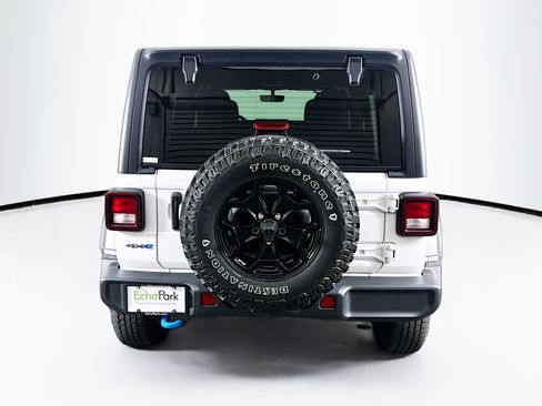 Used 2023 Jeep Wrangler Unlimited w/ 8.4" Radio Group AWD/4WD image 7