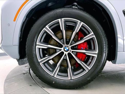 New 2026 BMW X5 xDrive40i w/ M Sport Package image 9