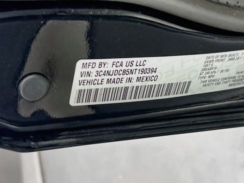 Used 2022 Jeep Compass Limited w/ Elite Group AWD/4WD image 31