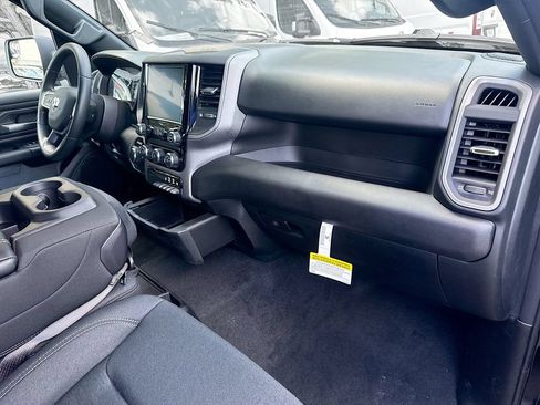 New 2026 RAM 1500 Express RWD image 33