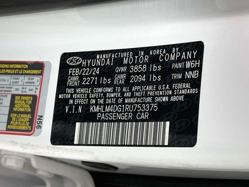 Certified 2024 Hyundai Elantra SEL FWD image 31