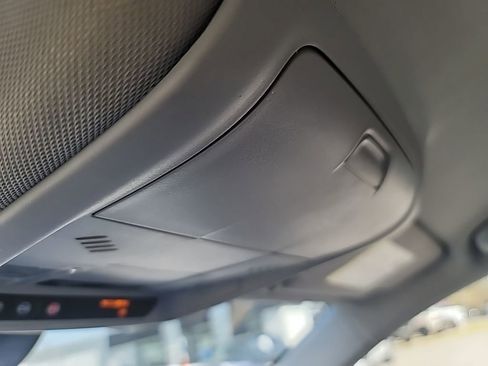 Used 2018 Chevrolet Equinox LS image 23