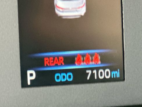 Used 2024 Toyota Corolla SE image 15