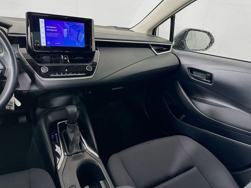 Used 2024 Toyota Corolla LE FWD image 23