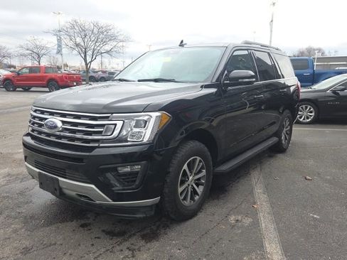 Used 2021 Ford Expedition XLT image 15