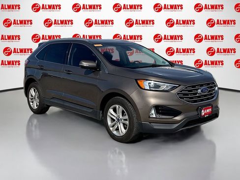 Used 2019 Ford Edge SEL image 3