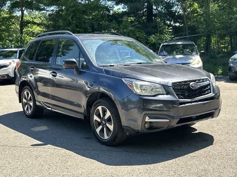 Used 2017 Subaru Forester 2.5i Premium AWD/4WD image 19