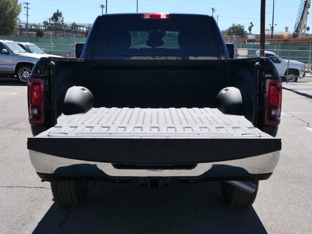 Used 2026 RAM 2500 Big Horn AWD/4WD image 7