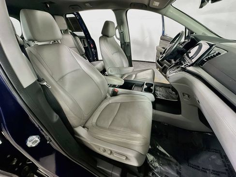 Used 2023 Honda Odyssey Touring image 14