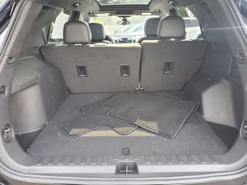 Certified 2024 Chevrolet Equinox RS w/ RS Leather Package AWD/4WD image 10