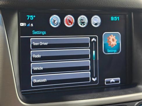 Used 2018 GMC Yukon SLE w/ SLE Value Package AWD/4WD image 38