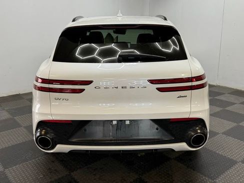 Used 2023 Genesis GV70 2.5T w/ Sport Prestige Package image 10