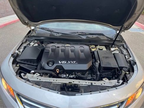 Used 2017 Chevrolet Impala LT image 13