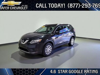 Used 2016 Nissan Rogue SV