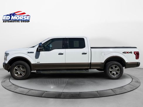 Used 2016 Ford F150 Lariat w/ Equipment Group 502A Luxury AWD/4WD image 2
