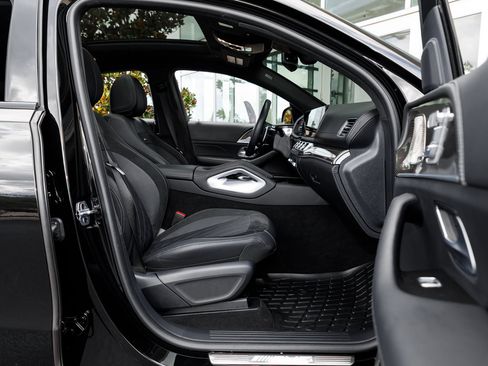 Used 2024 Mercedes-Benz GLE 63 AMG S image 30