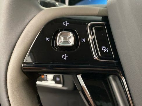 New 2024 Lincoln Corsair AWD w/ Equipment Group 101A image 22