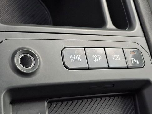 Certified 2024 Kia EV9 Wind image 28