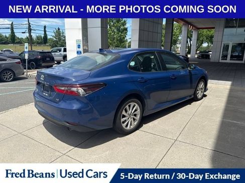 Used 2023 Toyota Camry LE FWD image 3