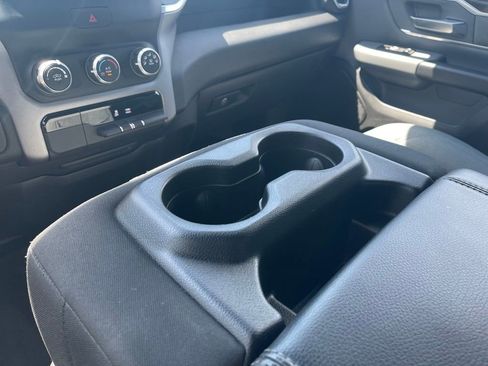 Used 2022 RAM 1500 Big Horn AWD/4WD image 24