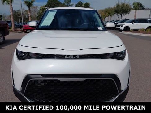 Certified 2025 Kia Soul LX FWD image 2