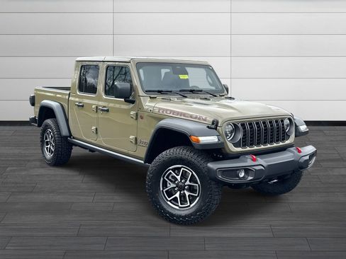 New 2026 Jeep Gladiator Rubicon w/ Safety Group AWD/4WD image 2