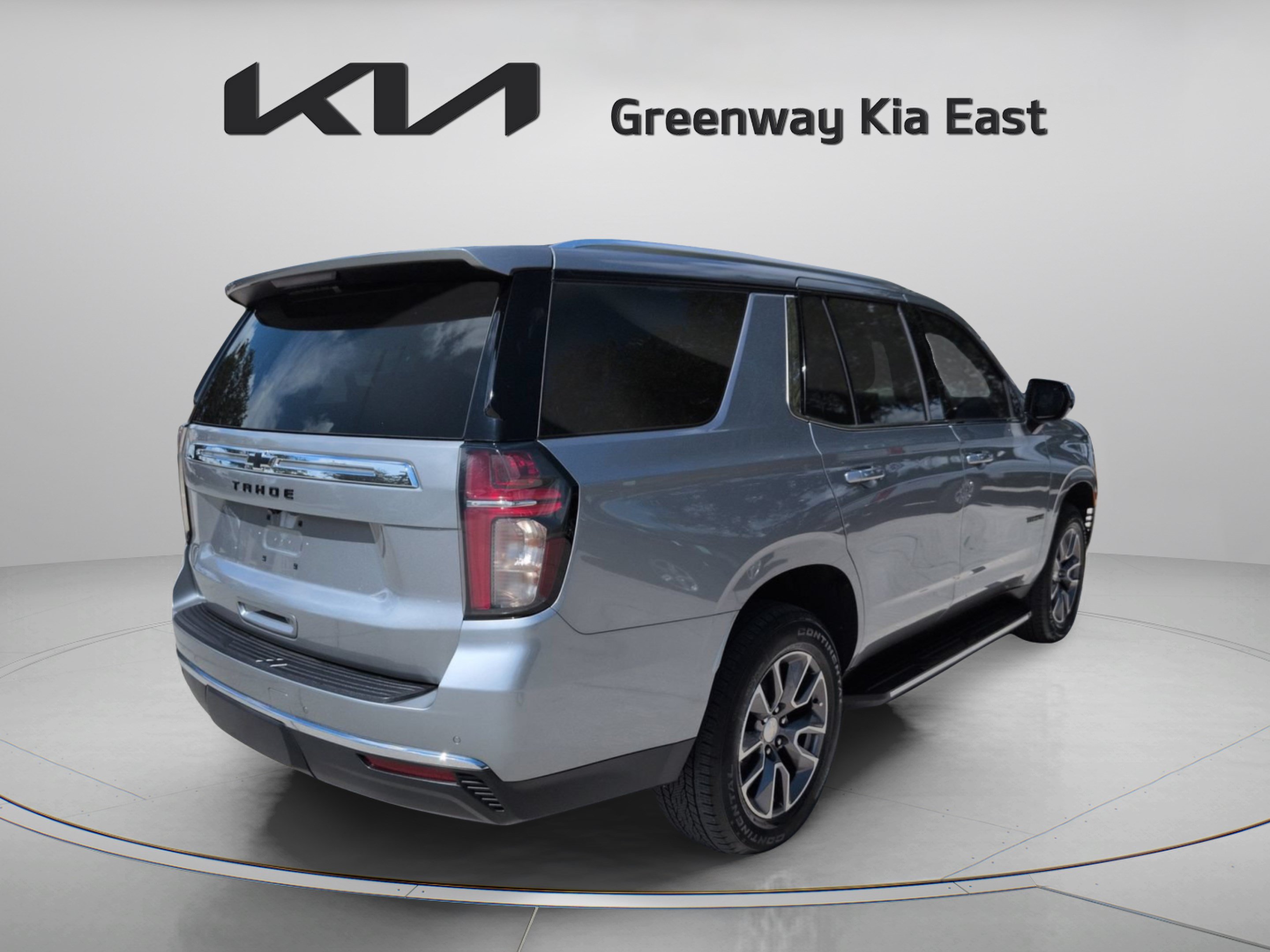 Used 2024 Chevrolet Tahoe LS w/ Driver Alert Package RWD image 6