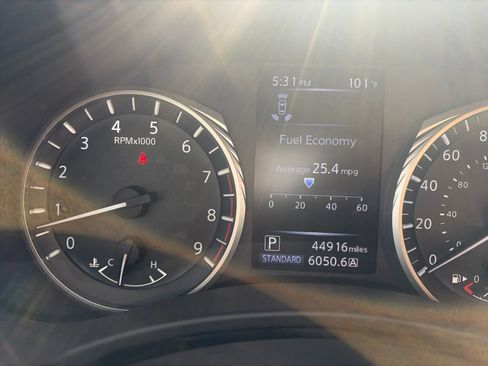 Used 2019 INFINITI Q50 Luxe w/ Essential Package (3.0T Luxe) AWD/4WD image 16