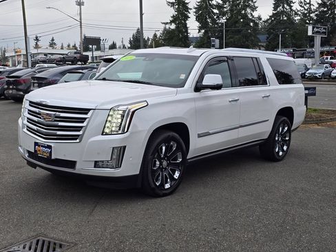 Used 2019 Cadillac Escalade ESV Platinum AWD/4WD image 7