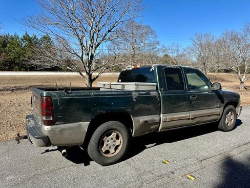 Used 2001 Chevrolet Silverado 1500 LS image 3