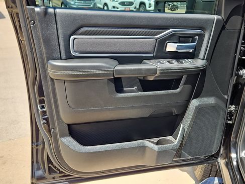 Used 2026 RAM 2500 Big Horn AWD/4WD image 12