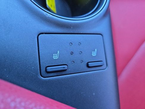 Used 2023 Toyota Camry XSE image 28