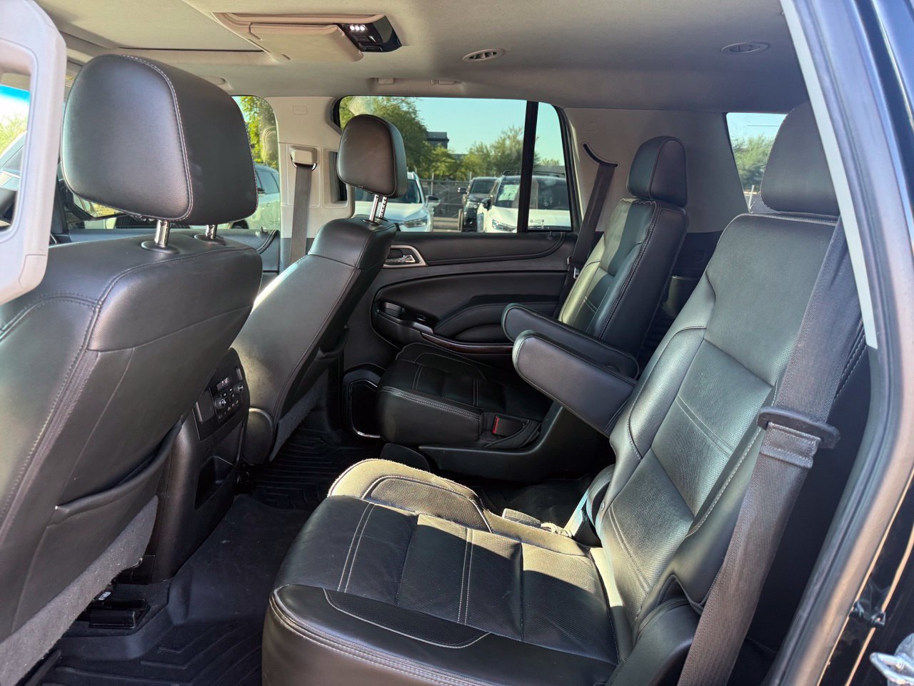Used 2020 GMC Yukon SLT w/ Open Road Package AWD/4WD image 11