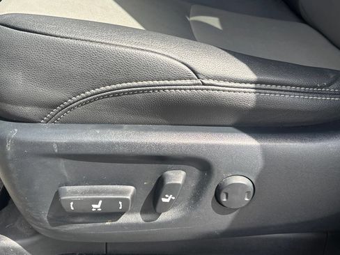 Used 2019 Toyota 4Runner SR5 Premium RWD image 9