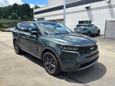 Certified 2023 Kia Sorento S w/ Panoramic Sunroof Package AWD/4WD image 1