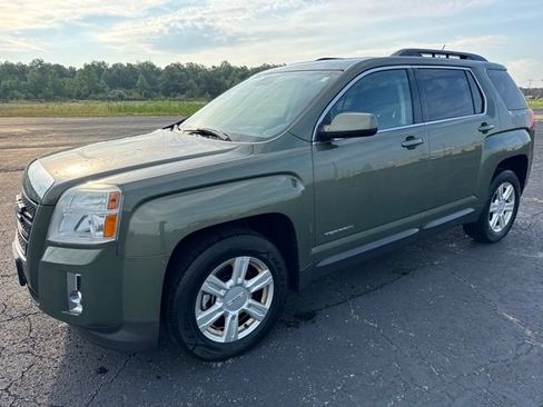 Used 2015 GMC Terrain SLE w/ Convenience Package AWD/4WD image 1