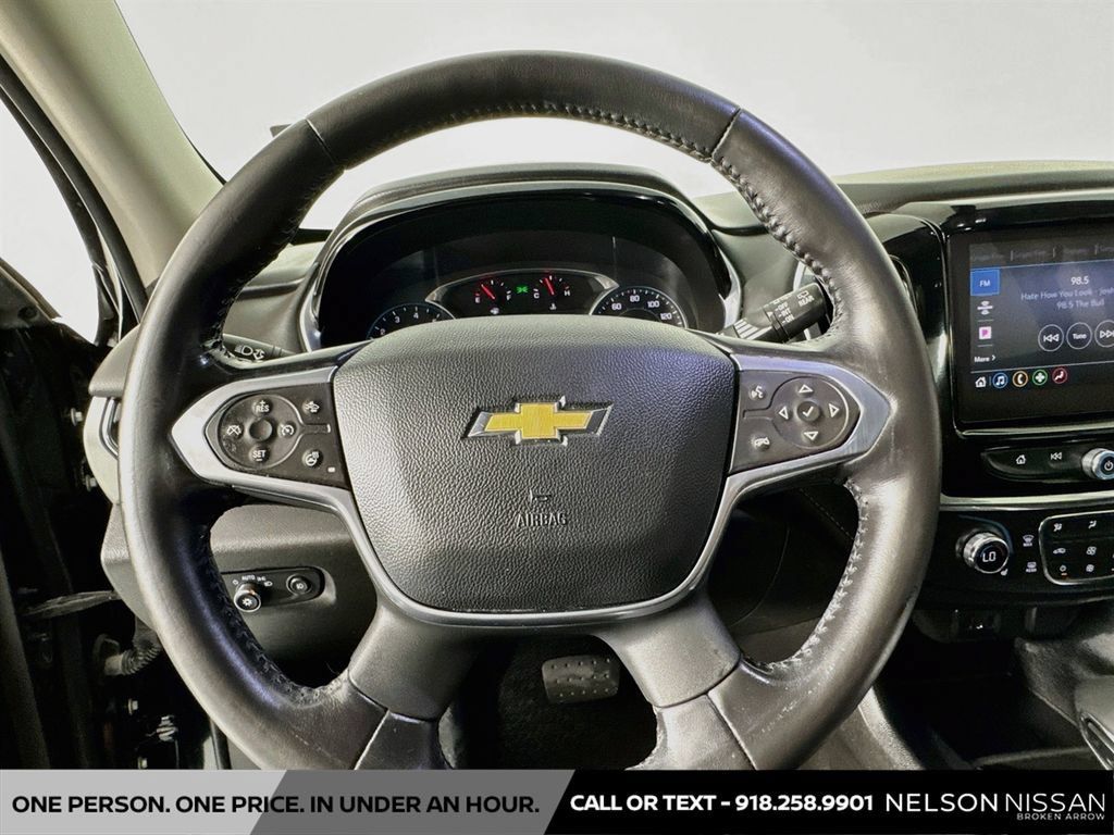 Used 2021 Chevrolet Traverse LT FWD image 11